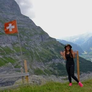 Meet your Posher, Libby